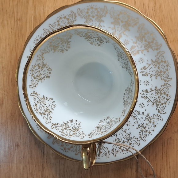 Vintage tea cup/saucer set - Picture 5 of 5